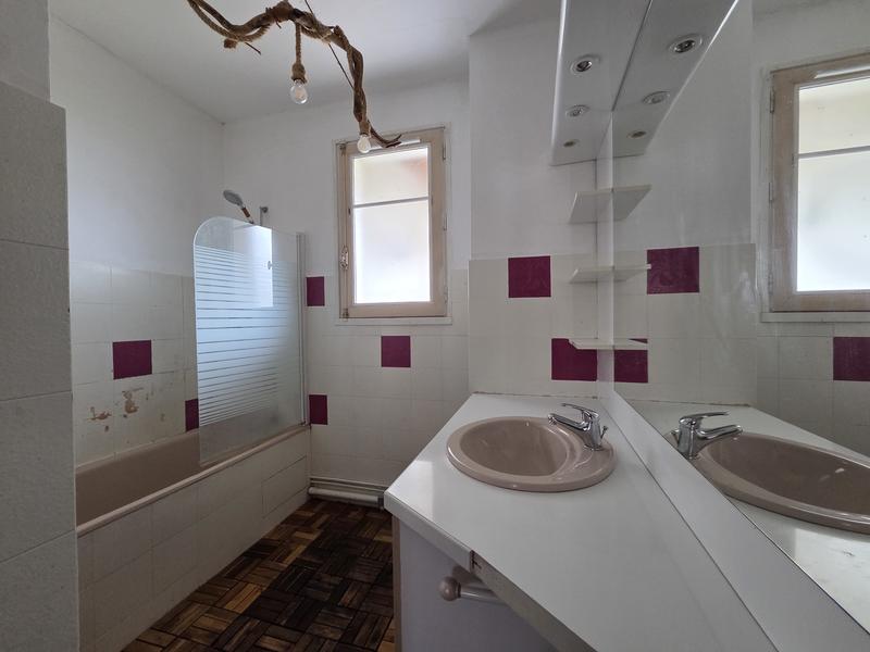 Maison - 145 m² - 6 pièces