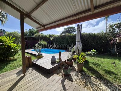 Maison - 105 m² - 4 pièces