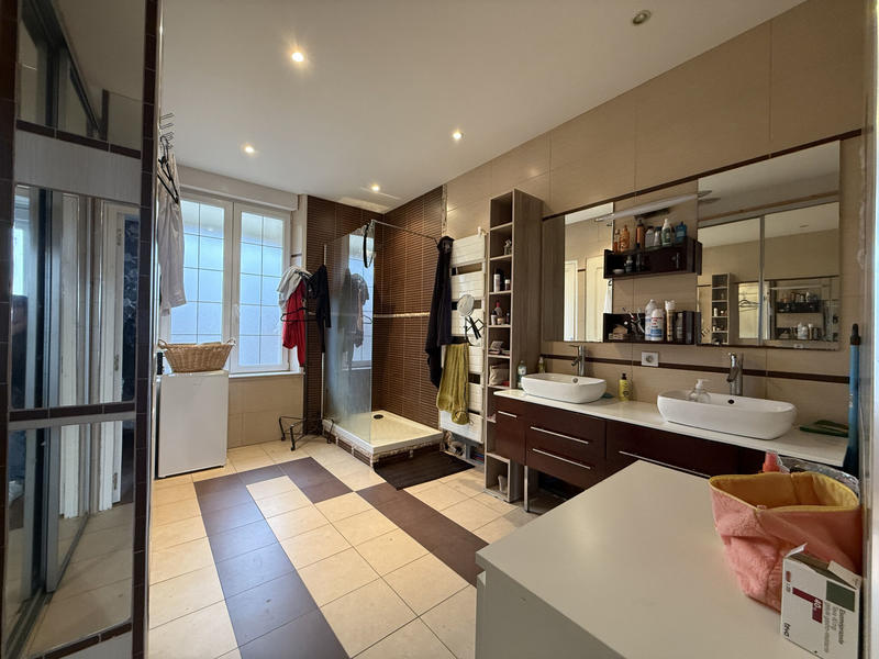 Appartement - 300 m²