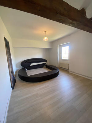 Appartement - 79 m² - 3 pièces