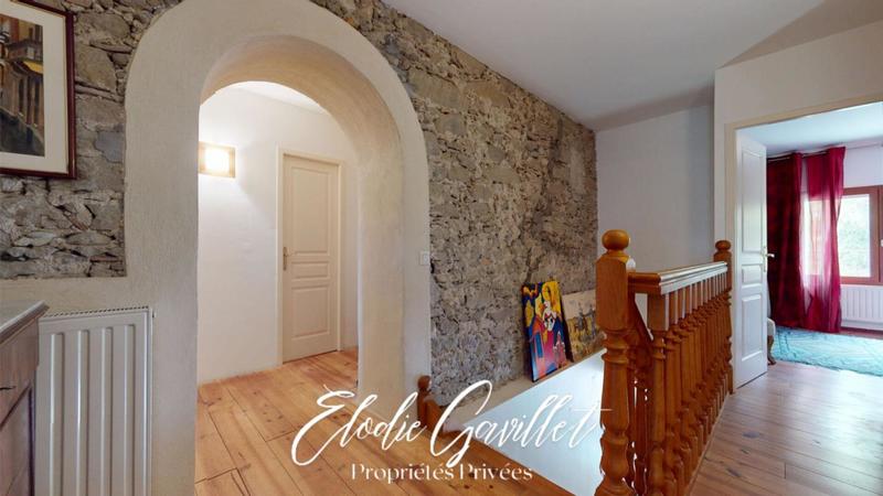 Demeure - 462 m² - 21 pièces