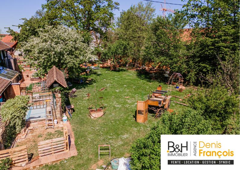 Maison ancienne - 444 m² - 10 pièces