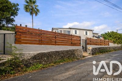 Maison - 127 m² - 6 pièces