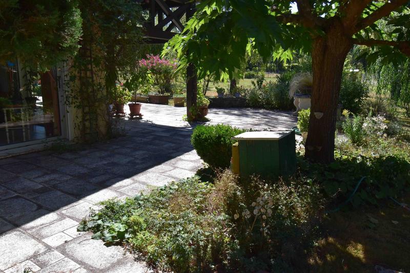 Maison traditionnelle - 202 m² - 8 pièces