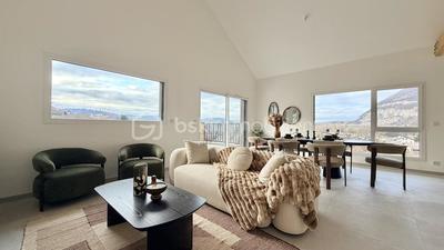 Maison - 130 m² - 7 pièces