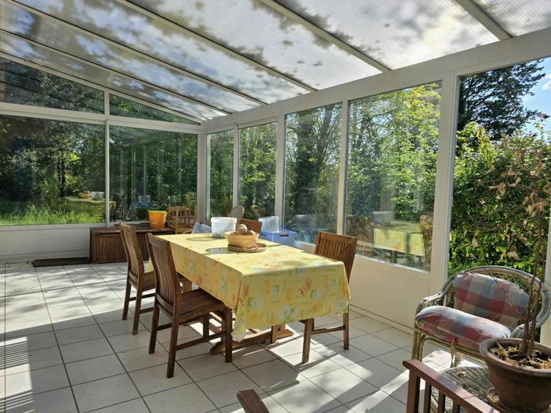 Pavillon - 138 m² - 7 pièces