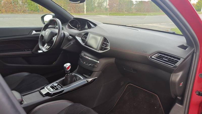 Peugeot 308 II 1.6 Thp 270 Gti