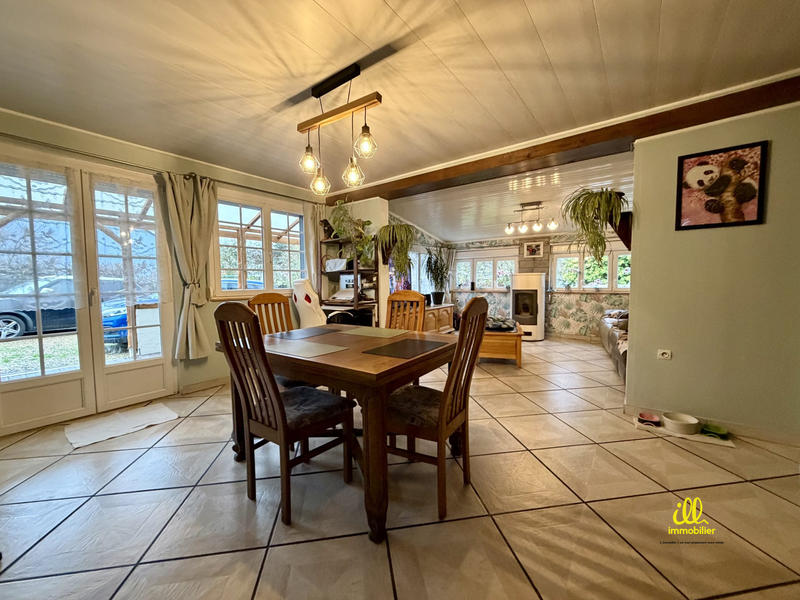 Maison - 80 m² - 4 pièces