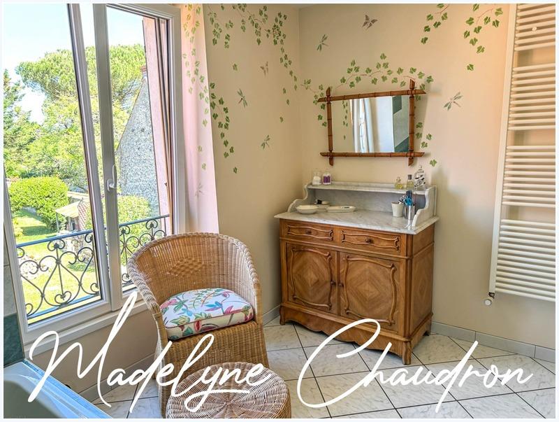 Maison - 170 m² - 7 pièces