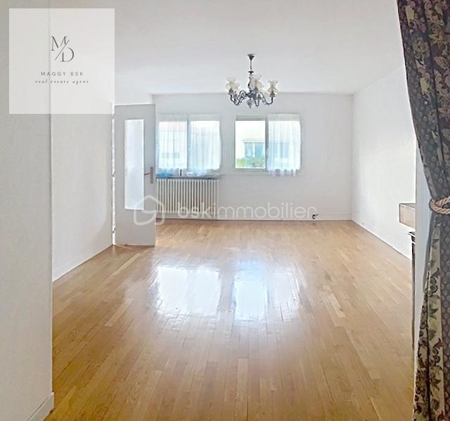 Maison de ville - 91 m² - 7 pièces