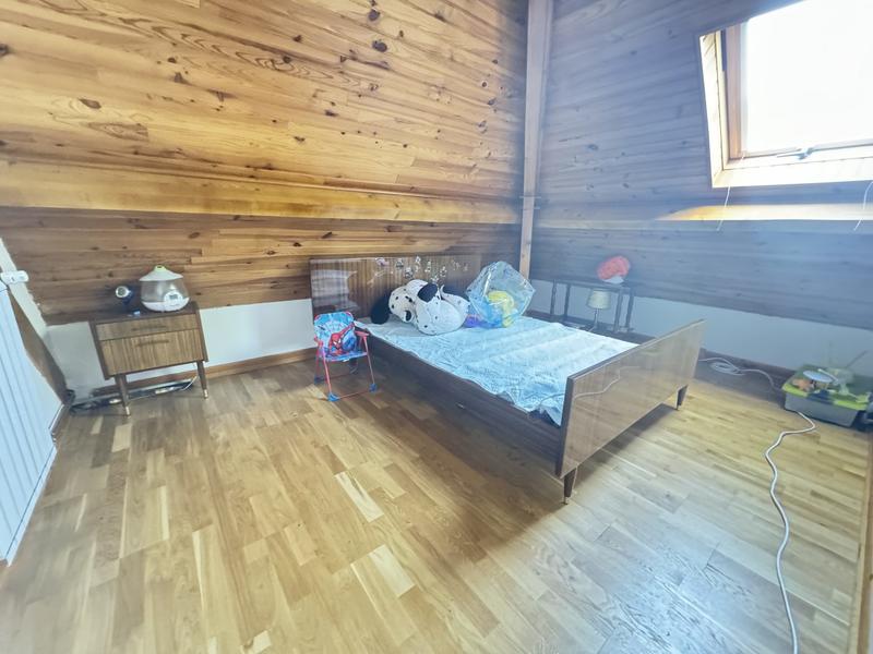 Villa - 217 m² - 8 pièces