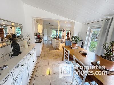 Maison - 166 m² - 5 pièces