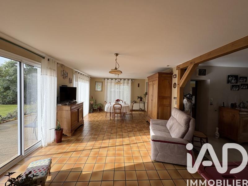 Maison - 163 m² - 6 pièces
