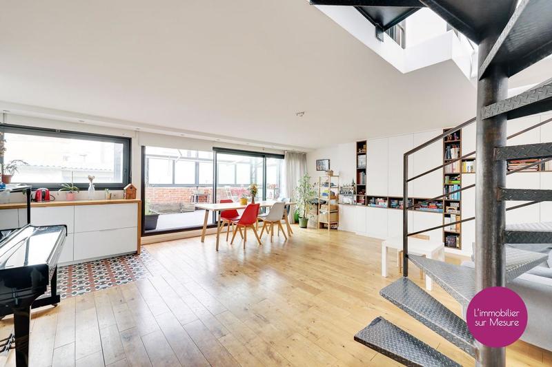 Penthouse - 80 m² - 3 pièces