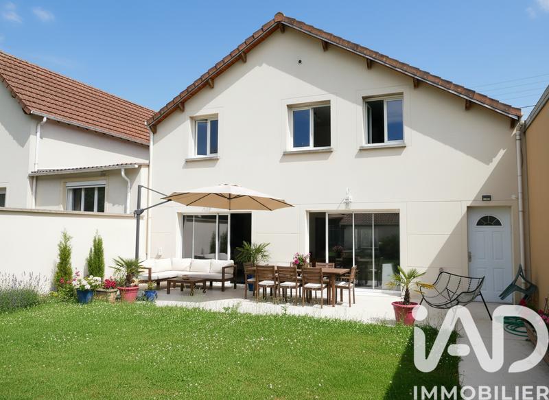 Maison - 149 m² - 6 pièces