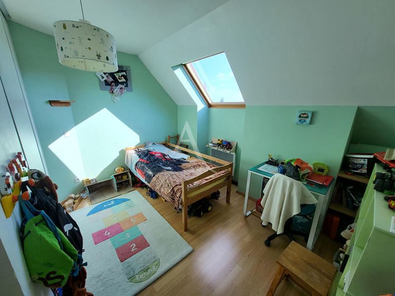 Maison - 105 m² - 7 pièces