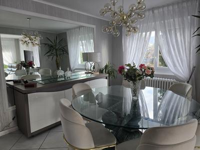 Maison - 140 m² - 4 pièces