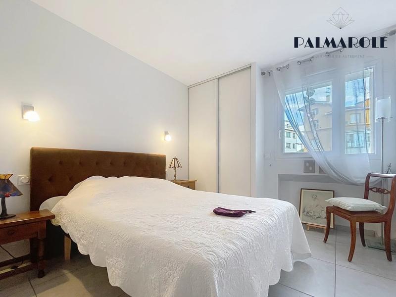 Appartement - 110 m² - 3 pièces