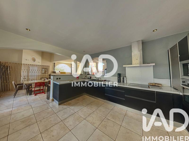 Maison de maîtres - 170 m² - 7 pièces