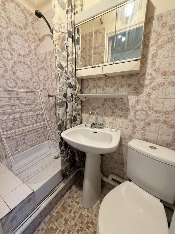 Studio - 14 m² - 1 pièce