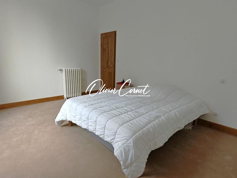 Propriété - 286 m² - 9 pièces