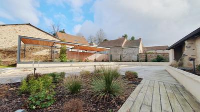 Maison - 285 m² - 11 pièces