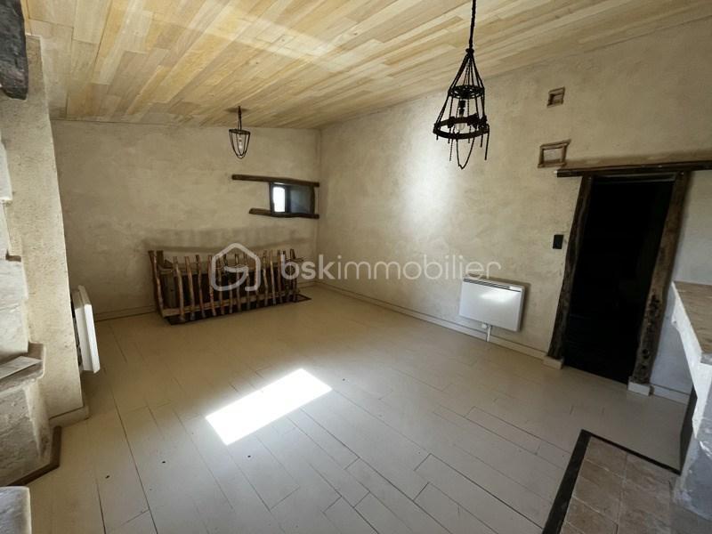 Maison en pierre - 141 m² - 5 pièces