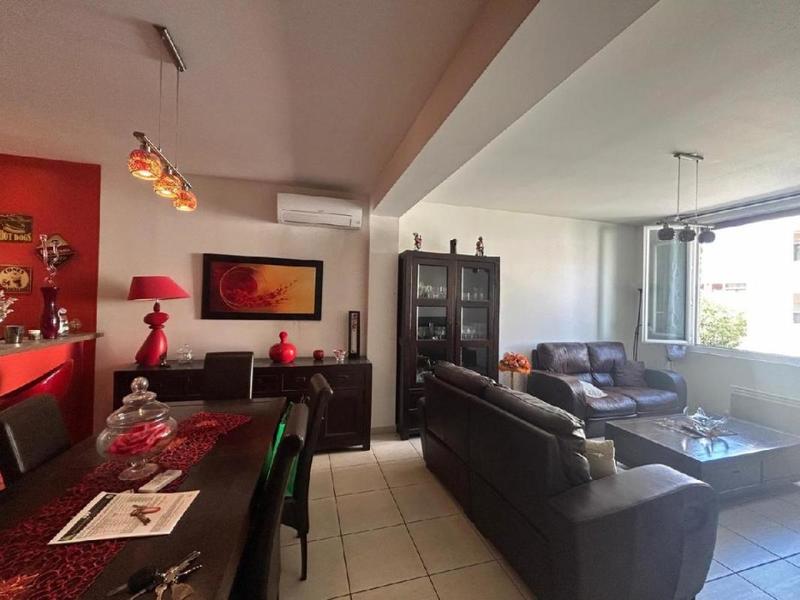 Appartement - 80 m² - 3 pièces