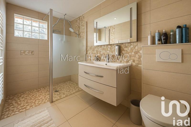 Maison - 115 m² - 6 pièces