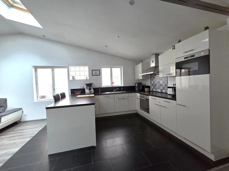 Appartement - 125 m² - 4 pièces