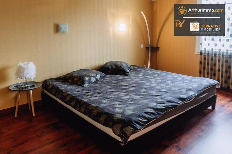 Maison - 240 m² - 9 pièces