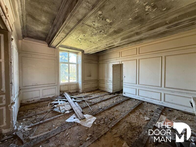 Maison - 620 m² - 20 pièces