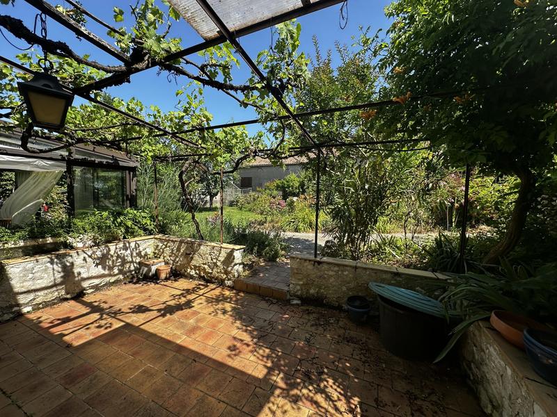 Maison traditionnelle - 137 m² - 6 pièces