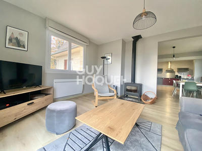 Maison - 138 m² - 8 pièces