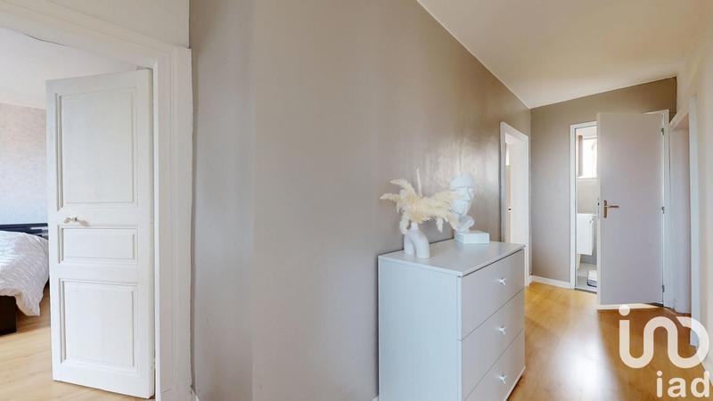 Maison - 203 m² - 8 pièces