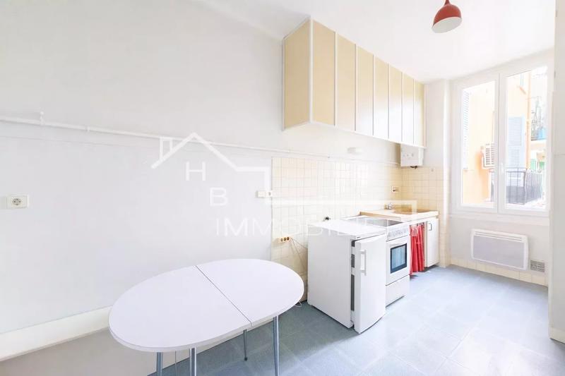 Appartement - 60 m² - 2 pièces