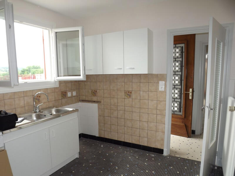 Maison - 100 m² - 6 pièces