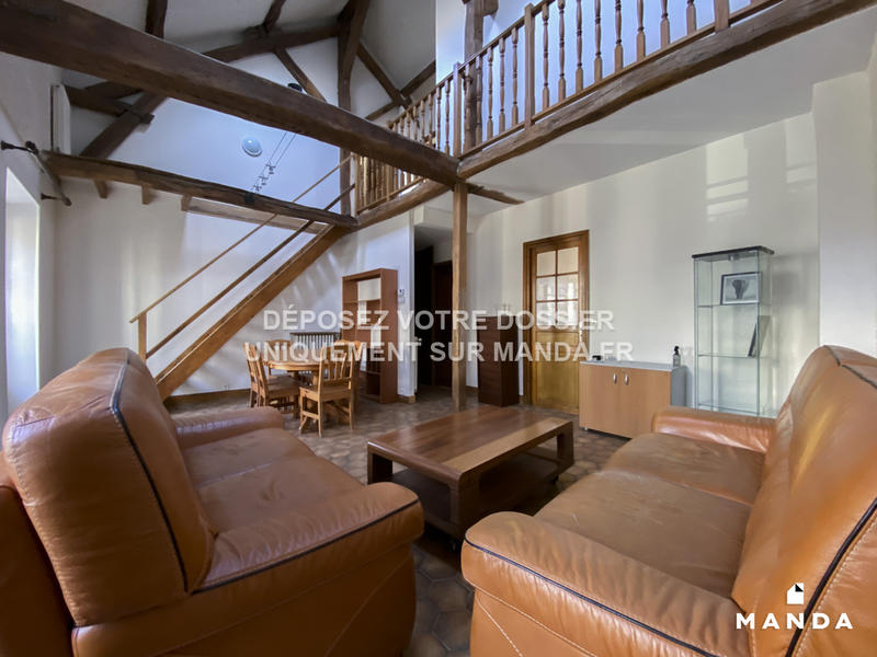 Chambre - 11 m² - 5 pièces