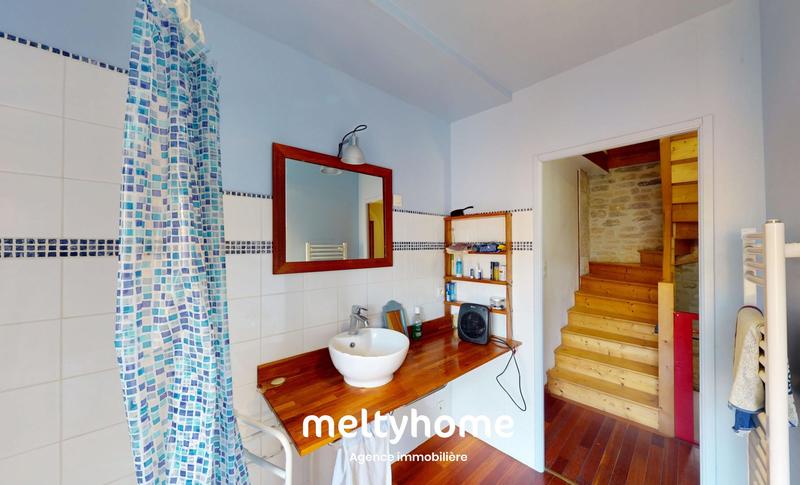 Maison - 170 m² - 6 pièces