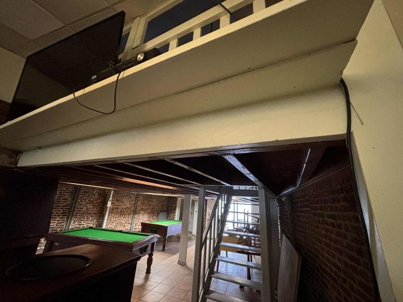 Immeuble - 193 m² - 10 pièces