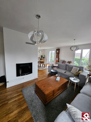 Maison - 320 m² - 7 pièces