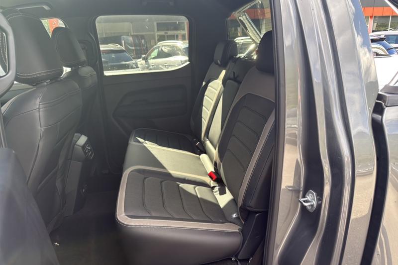 Volkswagen Amarok V6 240 Bva10 Aventura 4pl