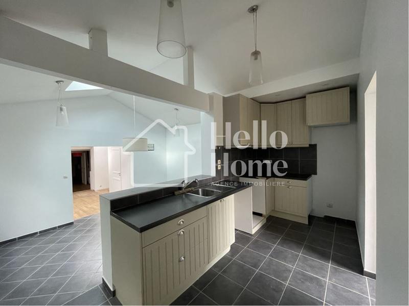 Maison traditionnelle - 117 m² - 6 pièces