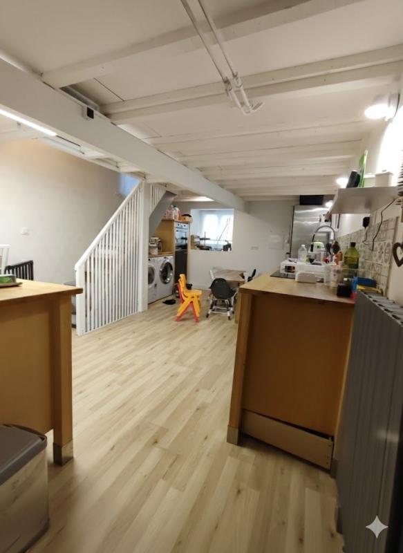 Maison - 205 m² - 7 pièces