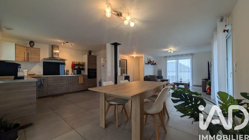 Maison - 96 m² - 4 pièces