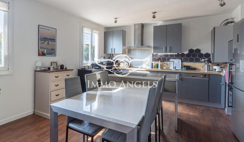 Appartement - 87 m² - 3 pièces