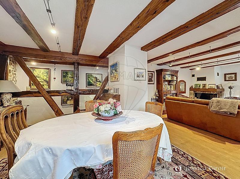 Maison - 141 m² - 6 pièces