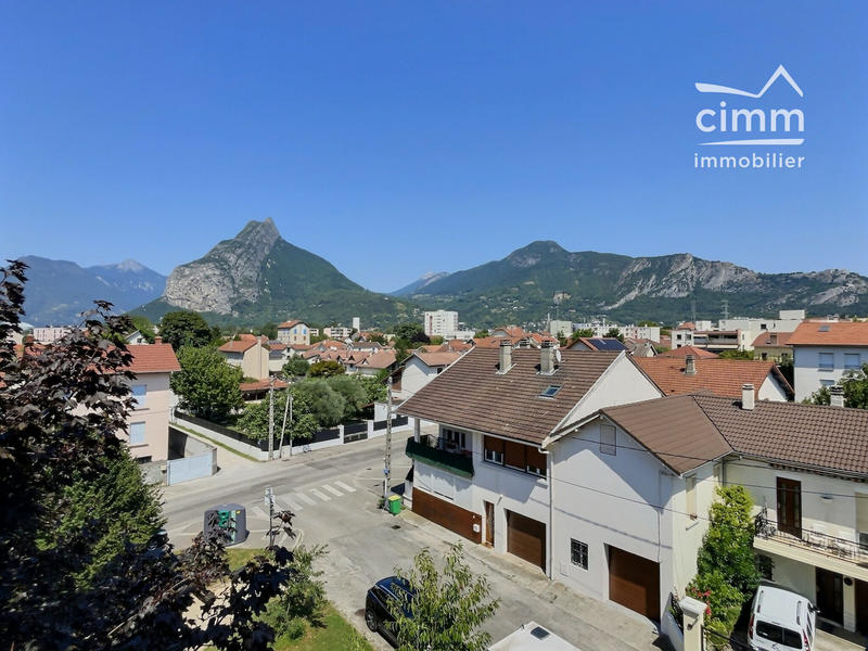 Appartement - 72 m² - 3 pièces