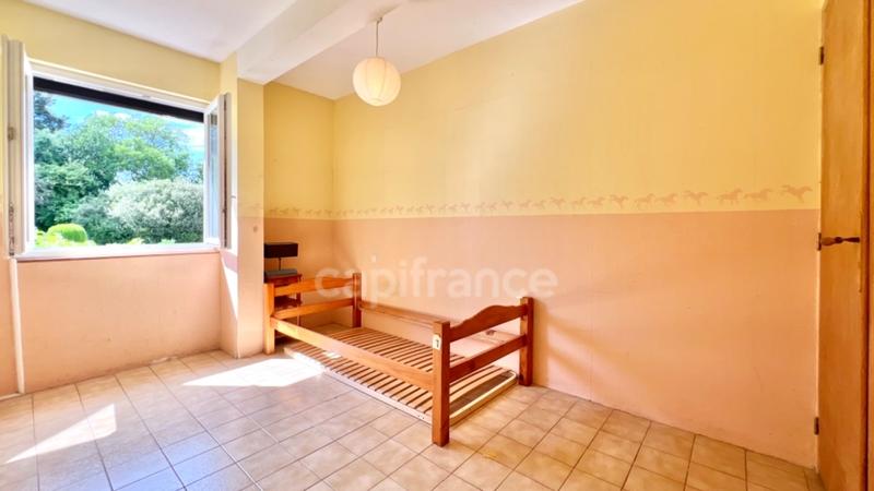 Maison - 172 m² - 8 pièces