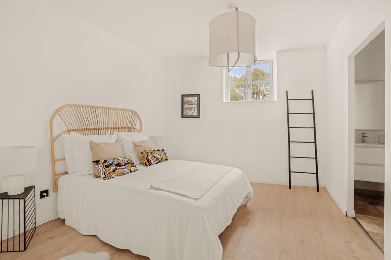 Appartement - 128 m² - 5 pièces